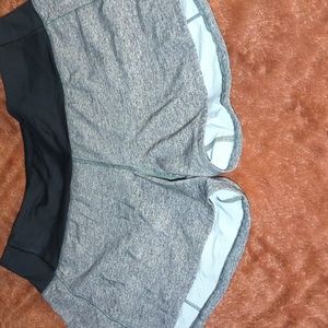 Lululemon Speed Up Shorts 2.5